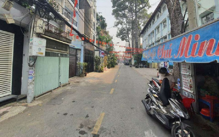 Bắt giữ 9X dùng dao khống chế tài xế xe ôm, cướp tài sản bất thành những ngày giáp Tết Ảnh 2