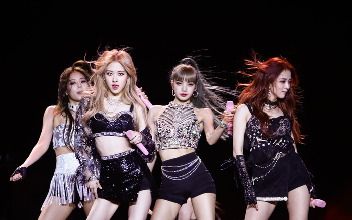 Ngoại hình hoàn hảo của BlackPink: Chân dài miên man, vòng eo con kiến Ảnh 2