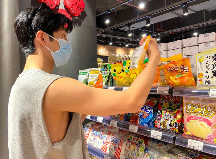 Sao Hoa ngữ selfie: Tiêu Chiến đọ mặt mộc Vương Tuấn Khải, Cúc Tịnh Y có đẹp hơn Triệu Lộ Tư? Ảnh 19