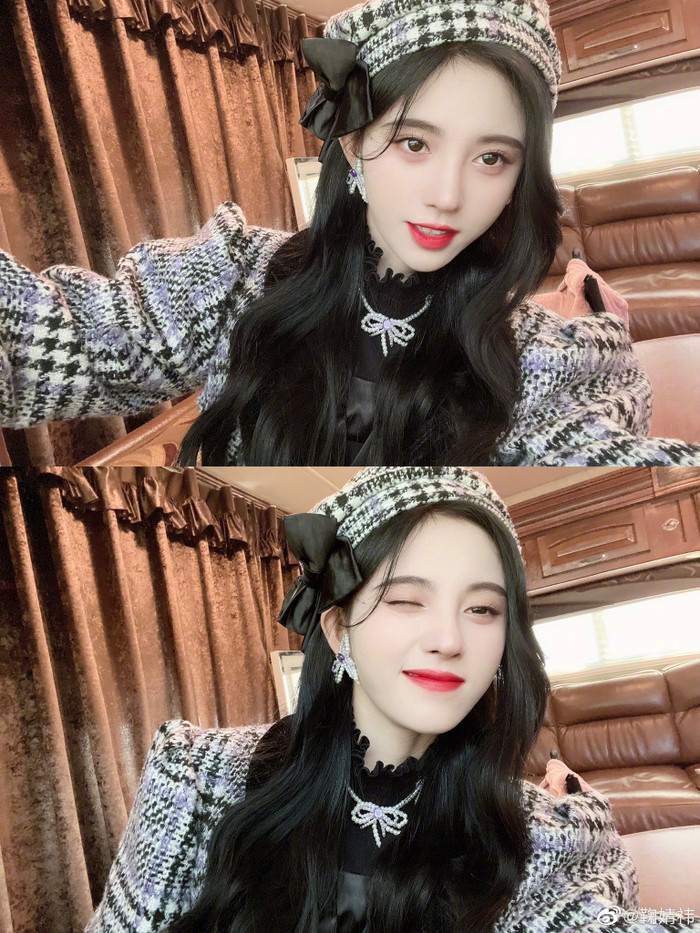 Sao Hoa ngữ selfie: Tiêu Chiến đọ mặt mộc Vương Tuấn Khải, Cúc Tịnh Y có đẹp hơn Triệu Lộ Tư? Ảnh 27