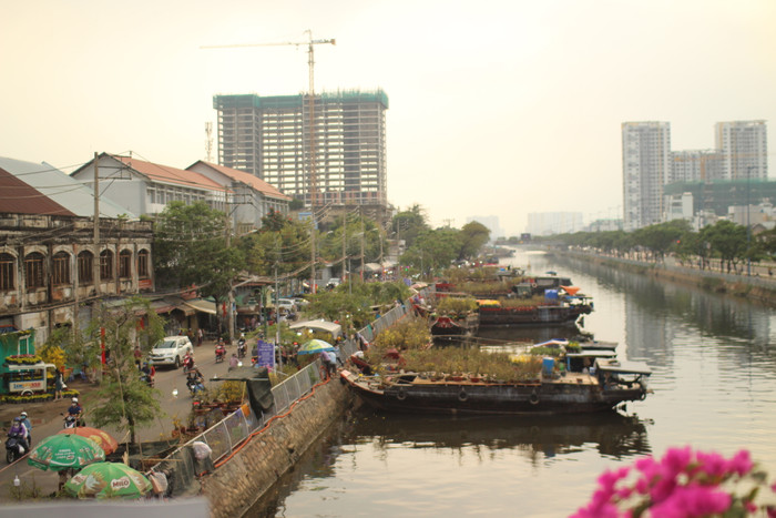 Rộn ràng sắc xuân tại chợ hoa 'Trên bến dưới thuyền' Ảnh 27