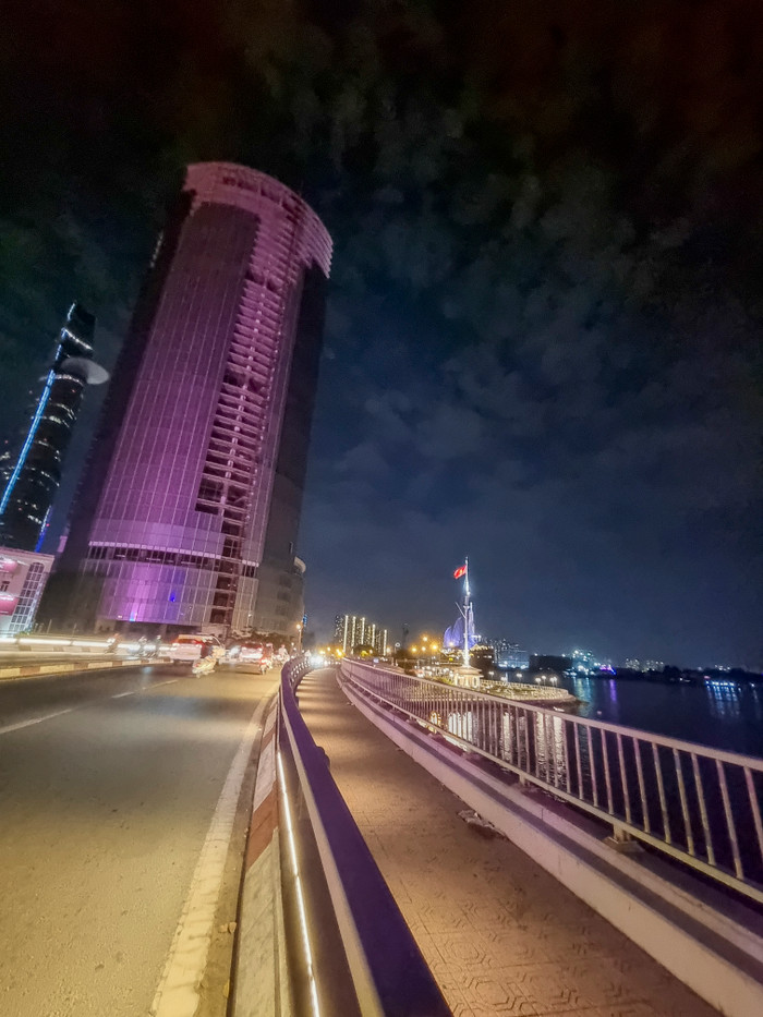 Ảnh chụp bằng camera góc siêu rộng trên Galaxy S21 5G.