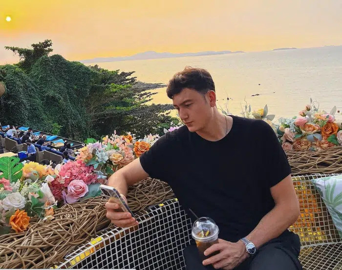 Đặng Văn Lâm gần như chắc chắn sẽ đón Tết ở Thái Lan.