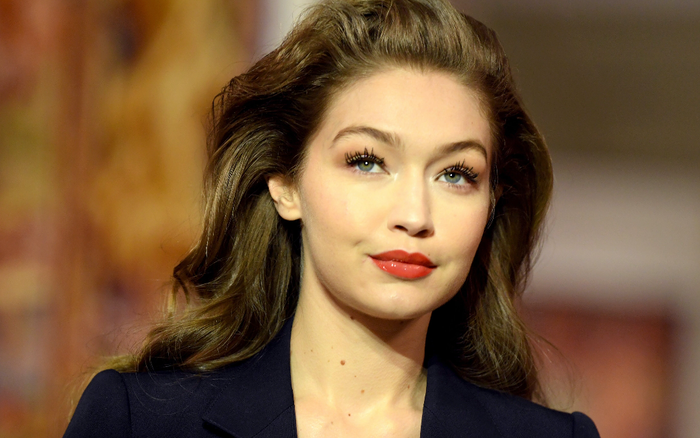 Bác sĩ da liễu không đồng tình với mẹo trị mụn của Gigi Hadid Ảnh 2