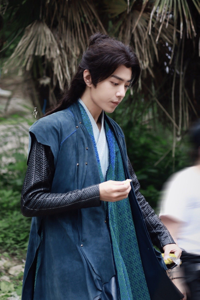 Tiêu Chiến thu hút hàng triệu lượt xem dù chỉ ngồi đó trả lời những câu hỏi đơn giản Ảnh 7