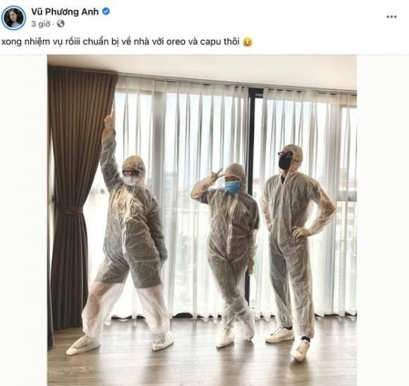 Diện full set đồ bảo hộ ra sân bay, dàn trai xinh gái đẹp tự tin khoe dáng nhưng vẫn đảm bảo an toàn Ảnh 13