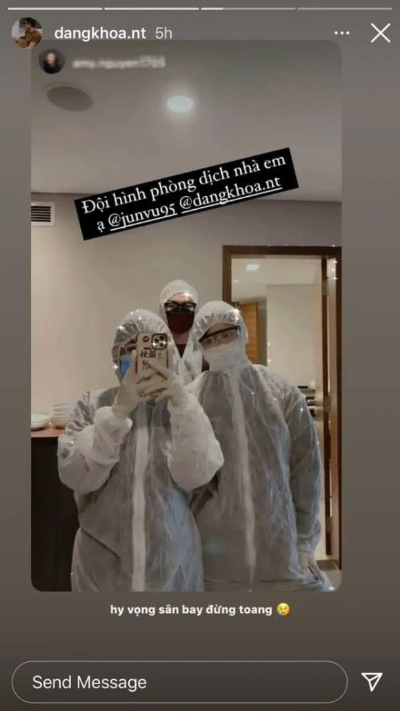 Diện full set đồ bảo hộ ra sân bay, dàn trai xinh gái đẹp tự tin khoe dáng nhưng vẫn đảm bảo an toàn Ảnh 14