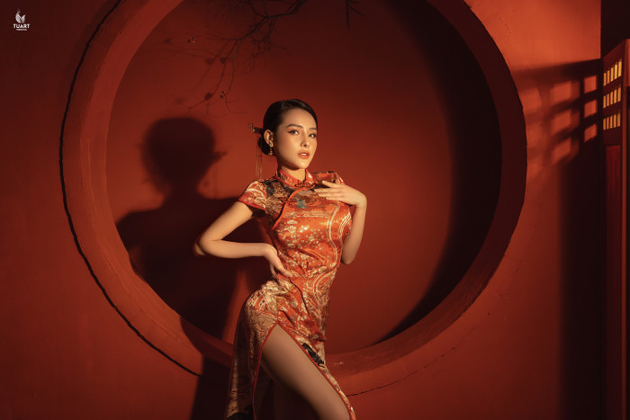 Nam nhạc sĩ chia sẻ đã lâu lắm rồi Ngân 98 mới được đón giao thừa, đón xuân ở quê nhà cùng các thành viên trong gia đình