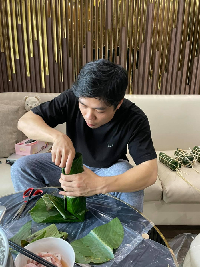 Gói bánh rất tỉ mỉ nhé