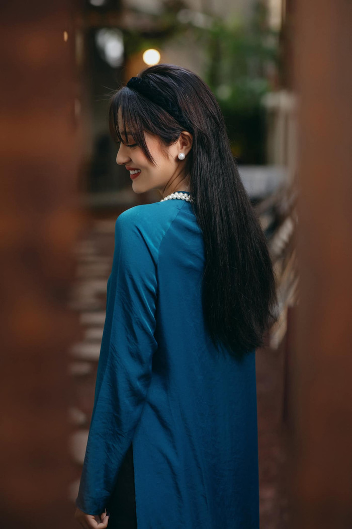 Lâu lắm rồi ta mới thấy một Bảo Anh dịu dàng đến như thế