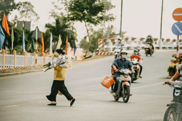 'Phải lòng' Cần Thơ: Đô thị miền sông nước khoác màu áo hoa Ảnh 4