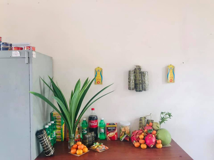 Ít bánh chưng, hoa trái thế là Tết về