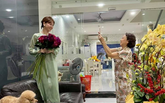 Hari Won khoe khoảnh khắc 'mẹ chồng nàng dâu' vào mùng 1 Tết khiến ai cũng xuýt xoa ghen tị Ảnh 2
