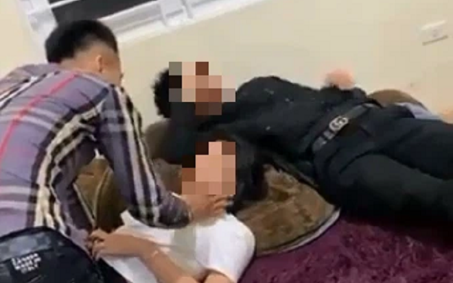 Dân mạng lại 'dậy sóng' trước vụ đánh ghen đêm 30 Tết: Con mới 3 tháng tuổi ốm đau mẹ đã bỏ đi cặp bồ Ảnh 2