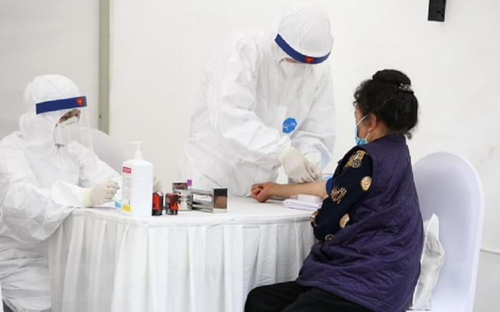 Thêm 49 ca nhiễm COVID-19 trong cộng đồng ngày mùng 2 Tết Ảnh 2