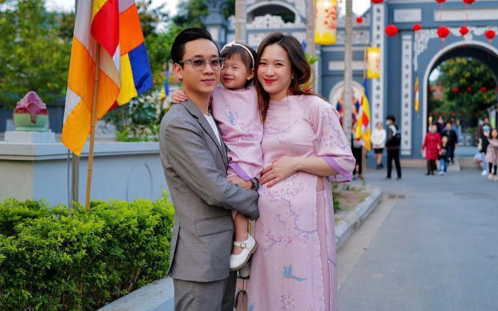 Đang mang bầu con thứ hai, bà xã JustaTee vẫn tự tin khoe nhan sắc đỉnh cao dịp Tết Ảnh 2