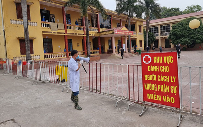 Đi từ sân bay Tân Sơn Nhất về quê nhưng không khai báo y tế, nam thanh niên bị phạt 10 triệu đồng Ảnh 2