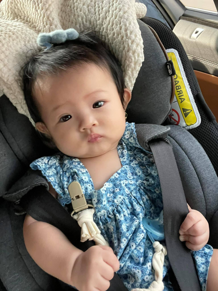 Gương mặt bụ bẫm của Suchin nhận được nhiều lời khen của cư dân mạng.