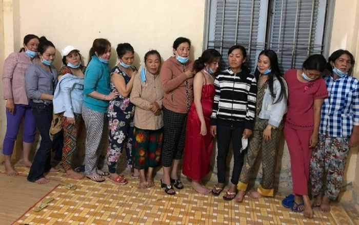 Triệt phá thành công sới bạc ngày Tết của các quý bà trong nhà hoang Ảnh 2