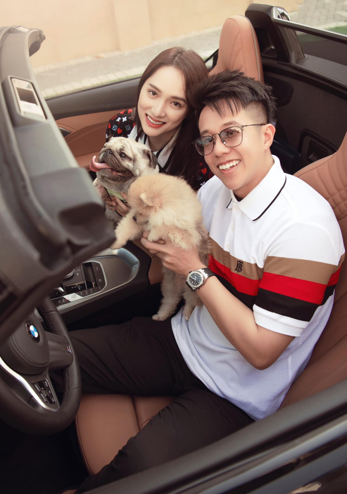 Dịp Tết năm nay Hương Giang và Matt Liu phát 'cẩu lương' xuyên suốt các mùng.