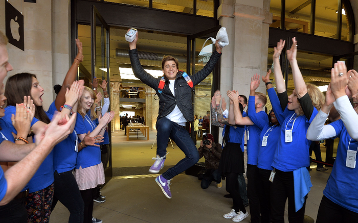 Sự thật đằng sau sự tử tế của các nhân viên Apple Store Ảnh 2