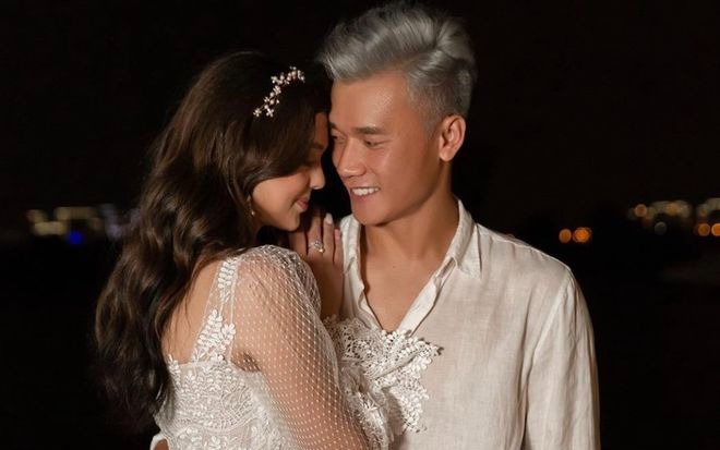 Nhân dịp Valentine, Bùi Tiến Dũng đăng bộ ảnh 'cực tình' bên bạn gái Tây khiến dân tình xuýt xoa Ảnh 2