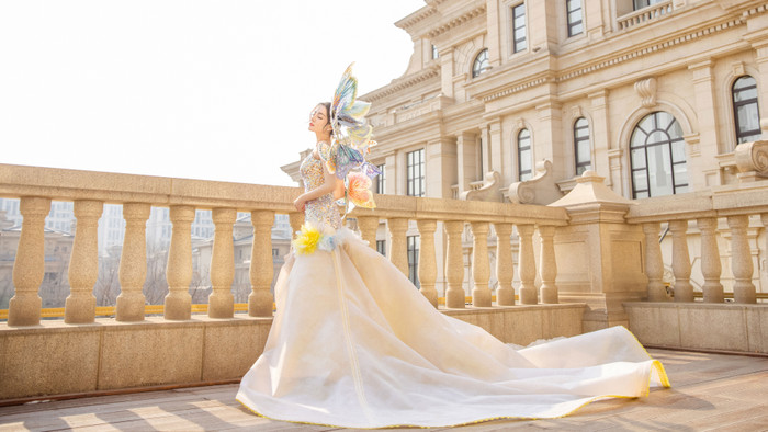 Địch Lệ Nhiệt Ba không muốn quay lại tuổi 18 Ảnh 3