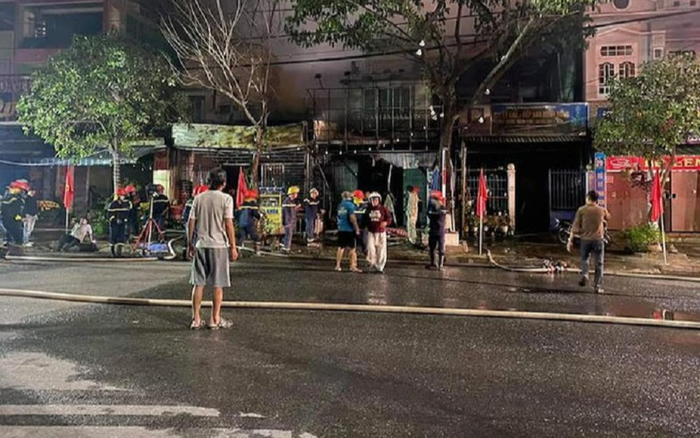 Phá cửa giải cứu thành công 6 người trong vụ hỏa hoạn rạng sáng mùng 4 Tết ở Quảng Nam Ảnh 2