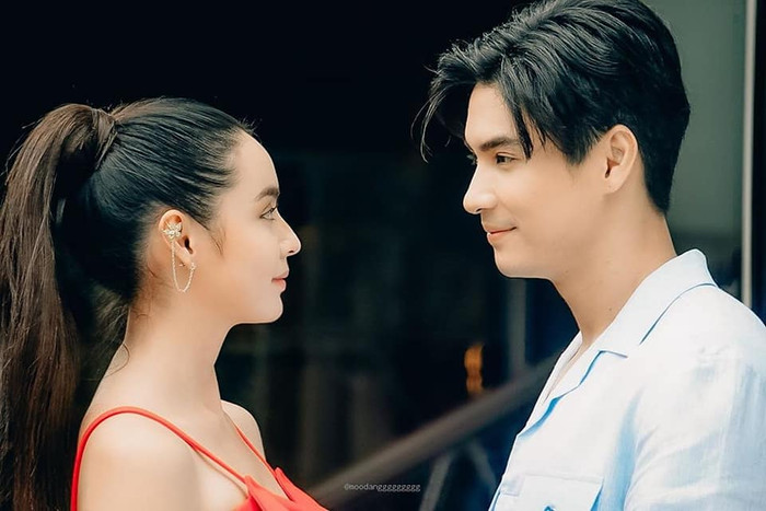 Mookda Narinrak và Mike Pattaradet trở lại với bộ phim truyền hình làm lại 'Ku Kaen San Rak' Ảnh 5