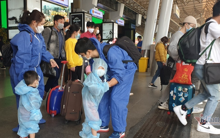 Đến TP.HCM sau Tết Tân Sửu: Những ai sẽ phải cách ly tập trung, khai báo y tế? Ảnh 2