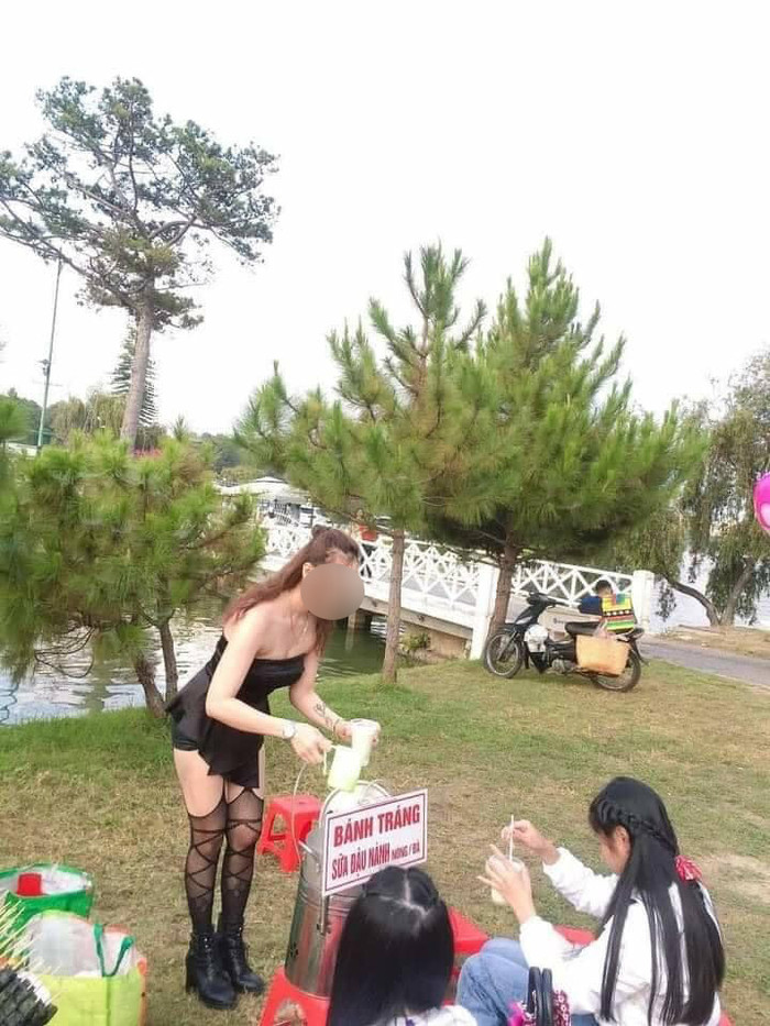 Xôn xao hình ảnh cô gái bán sữa đậu nành mặc trang phục 'mát mẻ' Ảnh 6