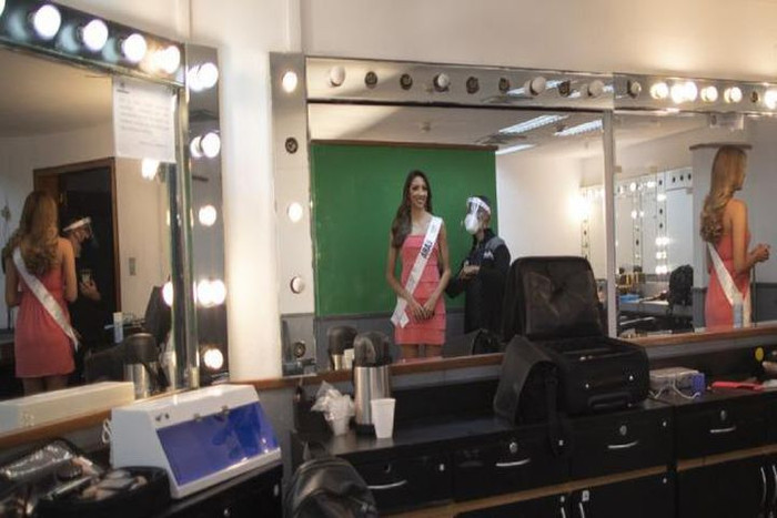 Sự cách ly nghiêm ngặt trong hậu trường của cuộc thi Miss Venezuela 2020.