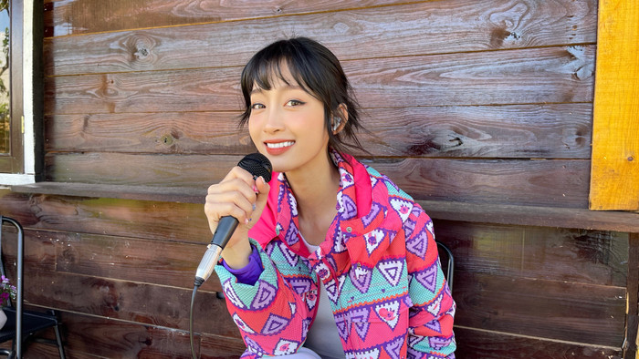 'Phải chăng em đã yêu' băng băng top trending, Juky San tung live version 'ngọt muốn xỉu' Ảnh 4