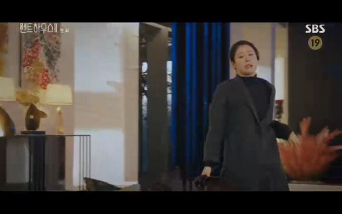 'Penthouse 2' tập 1: Eugene cưới chồng cũ Kim So Yeon, đám cưới thế kỷ của hai cặp đôi 'cắm sừng' nhau Ảnh 43