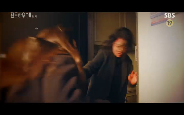 'Penthouse 2' tập 1: Eugene cưới chồng cũ Kim So Yeon, đám cưới thế kỷ của hai cặp đôi 'cắm sừng' nhau Ảnh 69