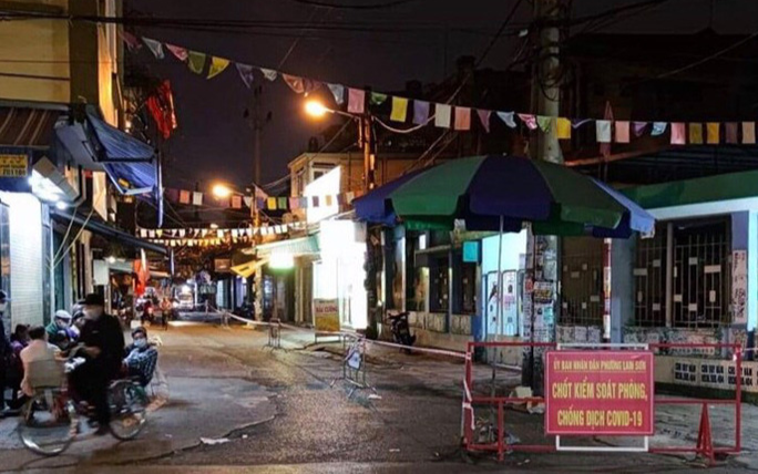 Chủ tịch Hải Phòng yêu cầu kỷ luật mức cao nhất nữ giáo viên về Hải Dương ăn Tết khai báo gian dối Ảnh 2