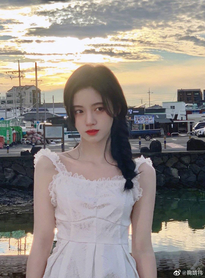 Triệu Lộ Tư - Cúc Tịnh Y: Ai mới thực sự là 'Nàng thơ' Hoa ngữ? Ảnh 19