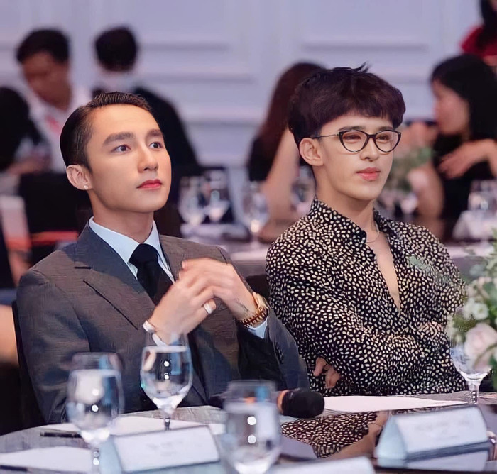 Bức ảnh 'gây lú' từng dậy sóng một thời của Trần Đức Bo