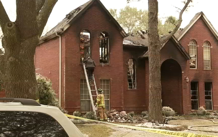 4 người trong gia đình gốc Việt ở Mỹ chết thảm do cháy nhà Ảnh 2