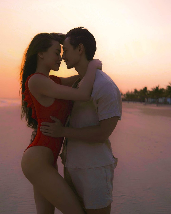 Hồ Ngọc Hà, Kim Lý đẹp lãng mạn với bức ảnh trên biển.