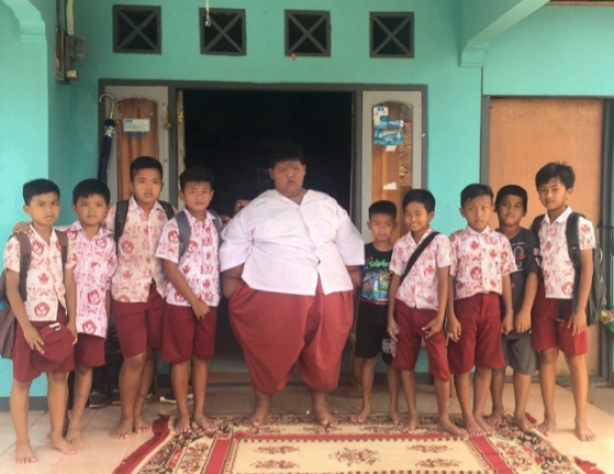 Với sự trợ giúp của chuyên gia dinh dưỡng, trong vòng 4 tháng, Arya giảm hơn 9 kg. 