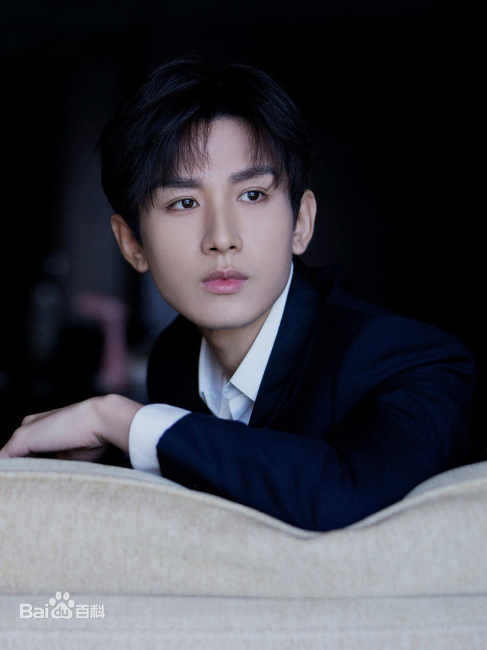 Cổ trang tứ mỹ thế hệ mới: Ai là mỹ nam cổ trang hoàn hảo trong lòng bạn? Ảnh 4