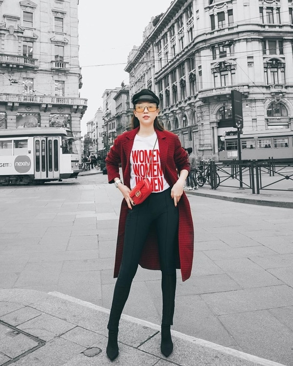 Muốn gia tăng độ nổi bật, các món phụ kiện thường được áp dụng. 