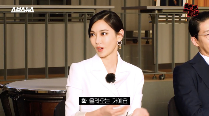 Dàn sao Penthouse giải mã lời thoại cực quan trọng của Lee Ji Ah cuối mùa 1 Ảnh 6