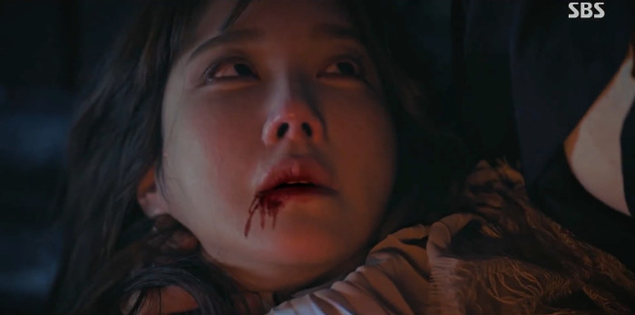 Dàn sao Penthouse giải mã lời thoại cực quan trọng của Lee Ji Ah cuối mùa 1 Ảnh 11