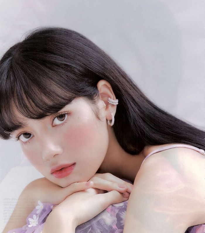 Nữ diễn viên Nhật Bản khiến netizen xôn xao vì quá giống Suzy và Lisa (BLACKPINK) Ảnh 6