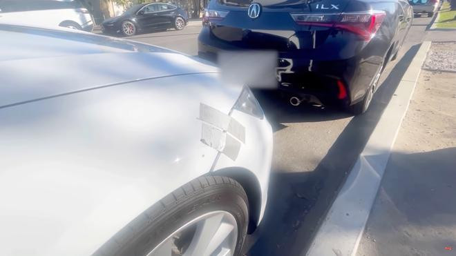 Chiếc xe trị giá 150 ngàn đô của diễn viên Kim Hiền