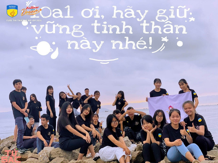 Ngoài các lớp cuối cấp THPT, cuộc thi còn có cuộc tham gia của “tân binh THPT”. Lớp 10A1 - THPT Cần Thạnh (TP.HCM) đã có khởi đầu cùng nhau thật nhiều dấu ấn và màu sắc.