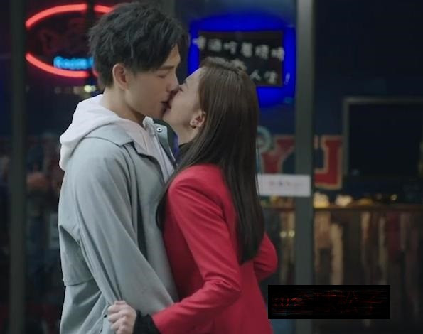 'Bản sao' của Angelababy bị chê diễn xuất kém, cảnh hôn và khóc đóng mãi không đạt Ảnh 8