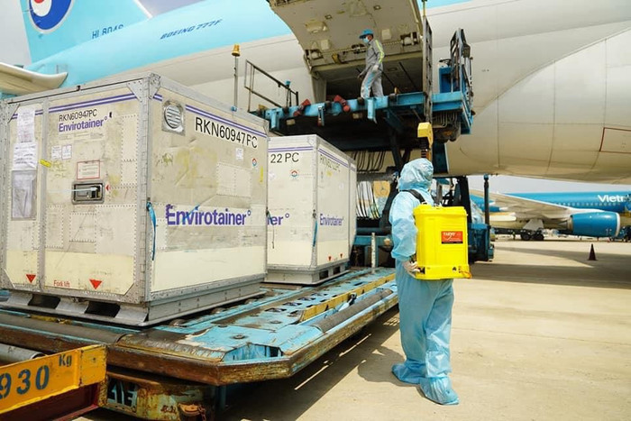 Bộ trưởng Y tế Nguyễn Thanh Long: 'Việt Nam sẽ có 90 triệu liều vaccine trong năm 2021' Ảnh 2